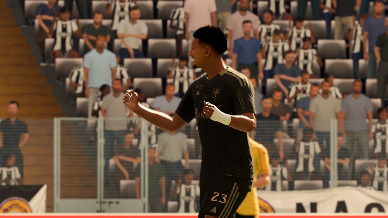 4 jogos, 5 golos! Hoje fiz um hat-trick contra o nacional num jogo de 3-0!!⚽️⚽️⚽️❤️🔥 Tbm contra o porto fiz um mas perdemos por 3-1.🌟🔥
