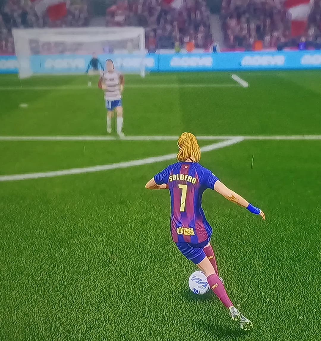 O desempenho de Ingrid Braut Solberg é motivo de uma animação muito grande em Barcelona. Após 5 jogos, a atacante de 21 anos, balançou as…