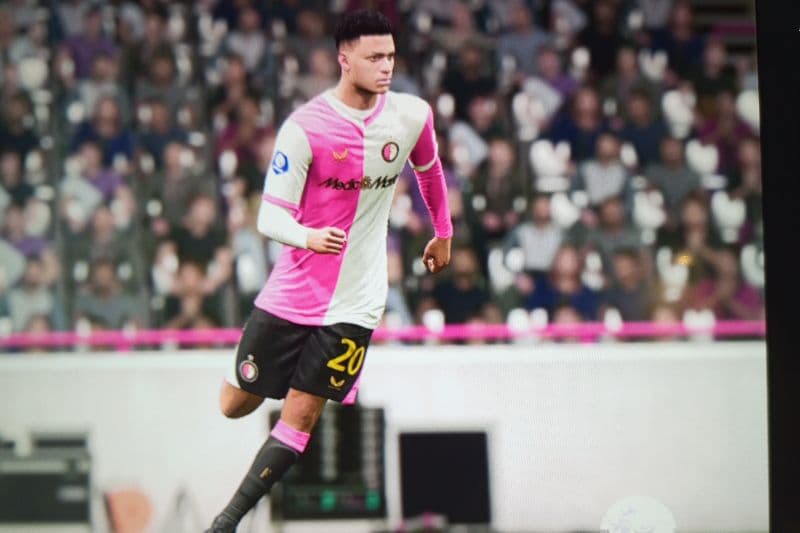Que mês extraordinário!🤍❤️ Mais um Prêmio de melhor jogador do mês, mas queria dedicá-lo especialmente há equipa pelas excelentes atuaçõ…