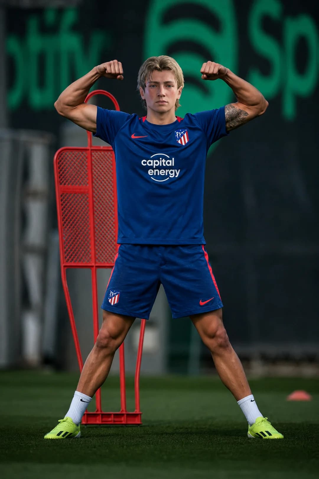 Um novo desafio começa! É uma honra vestir a camisa do Atlético de Madrid. Assinei por 2 temporadas e darei tudo em campo por este escudo…
