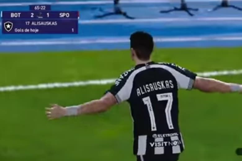 Primeiro gol no profissional 🇧🇷