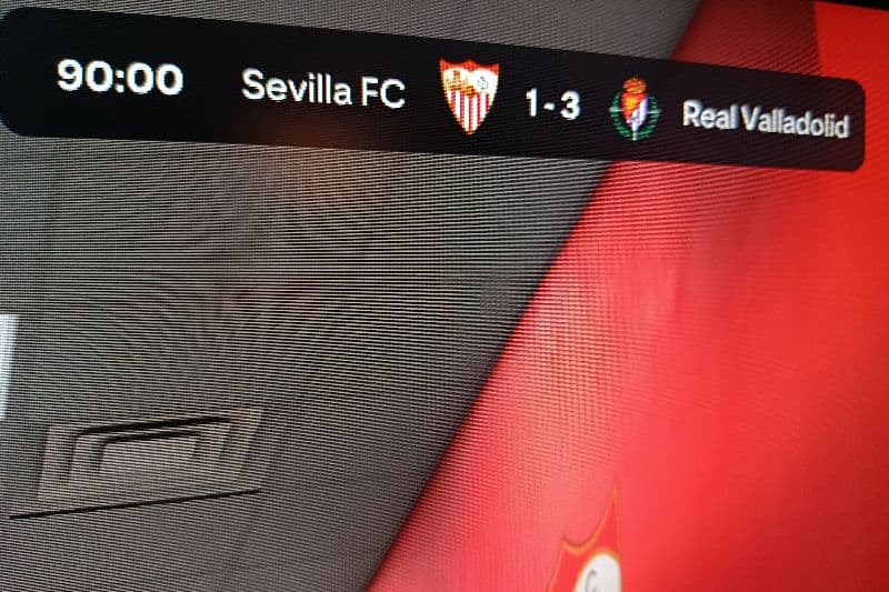Grande vitória fora de casa! 🟣⚪ O Valladolid venceu o Sevilla com gols de Sylla, Machis e Iván Sánchez (MVP), mostrando força e muita qu…