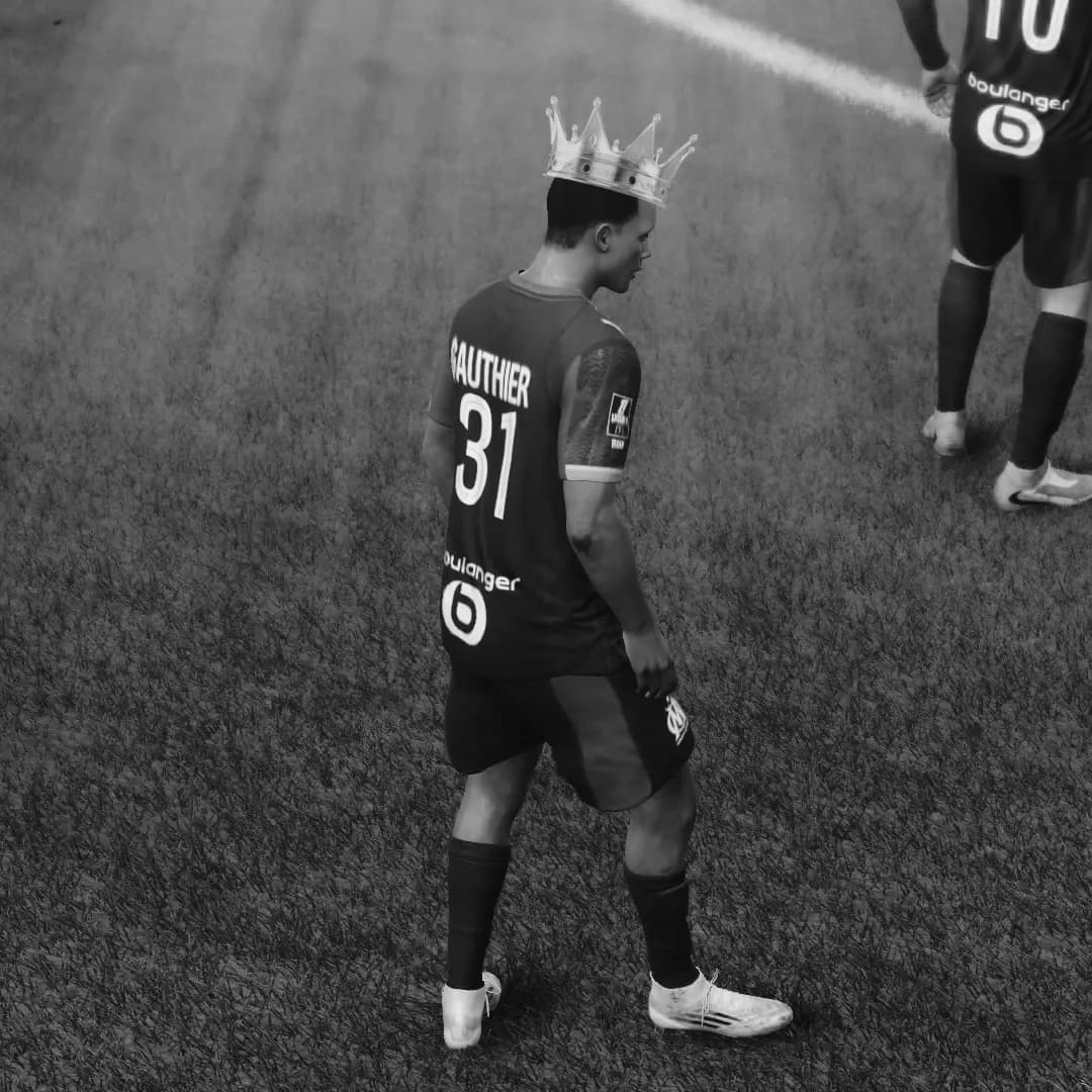 in the spotlight 👑