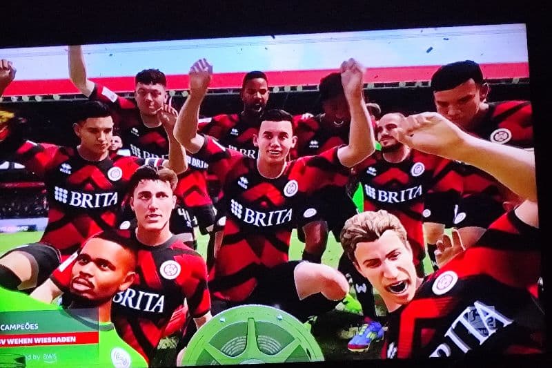 “Conquistar a 2. Bundesliga foi especial demais. Foi uma temporada longa, cheia de desafios, mas o grupo manteve o foco e a consistência …