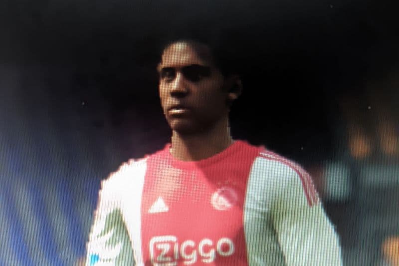 Orgulho muito grande de mim ser anunciado no ajax!!