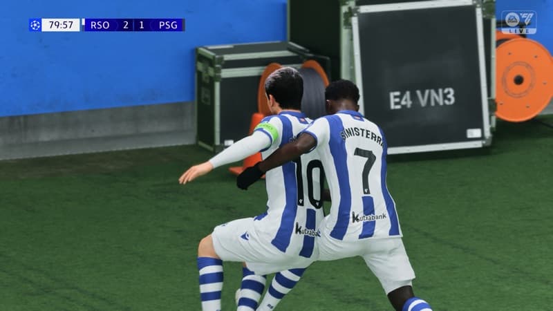 GOLACOOOO!!! OYARZABAL DE FALTA!!! Real Sociedad 2 x 1 Paris Vamosssss!