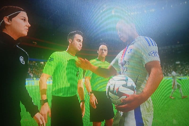 Feliz pelo meu primeiro hat-tricolor na carreira⚽️⚽️⚽️. Lyon 4x2 psg