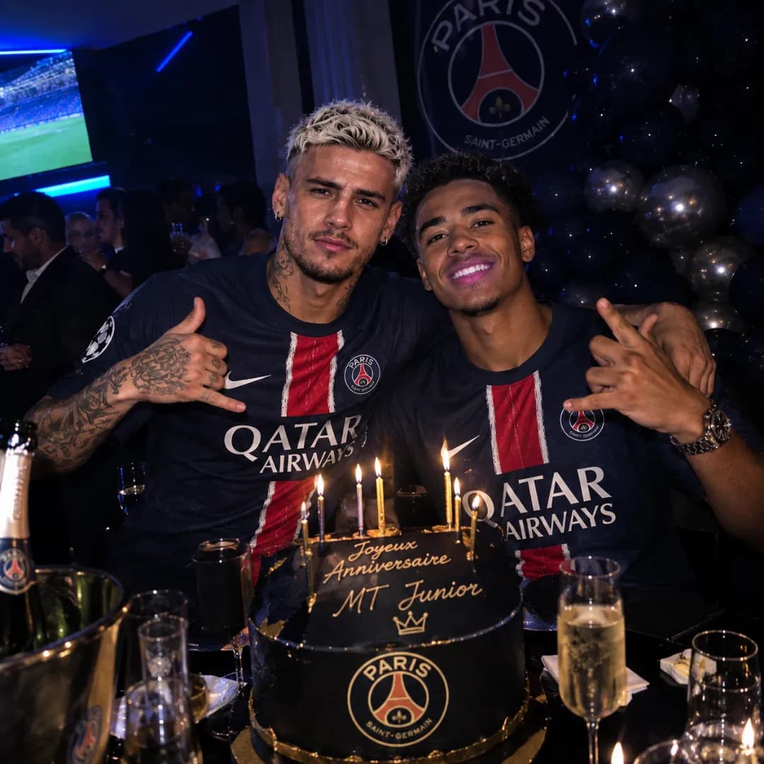 Tmj doue que Deus te abençoe e te dê muitos gols 🤜🤛