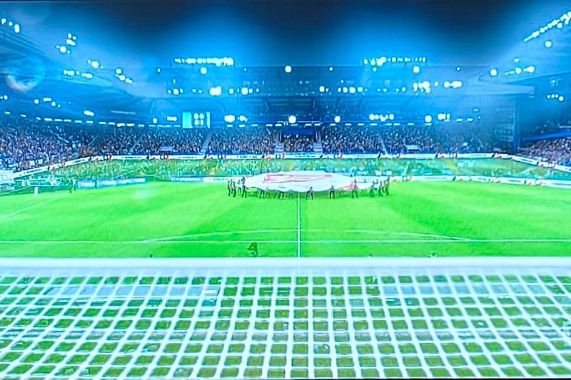 Estreia em casa, que ambiente sensacional. Torcida foi incrível e com vitória ainda melhor @arminiabilefeld