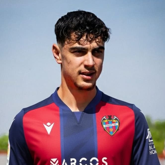 📣 Levante Insider – Pavlović Pavlović chega para fortalecer o meio-campo do Levante! Qualidade no passe, intensidade e visão de jogo de …