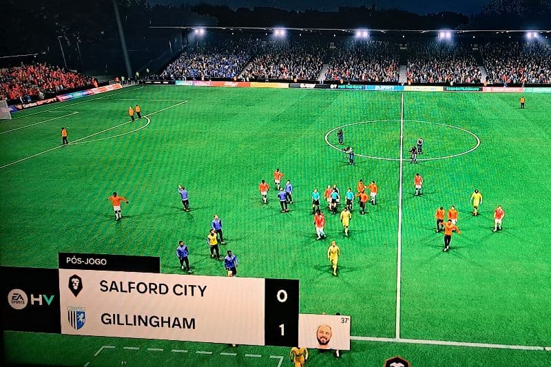 🚨DERROTA🚨 Mais uma derrota dentro de casa contra o lanterna do campeonato o GILLINGHAM. SALFORD CITY chega a 3 jogos sem vencer, e EXER…