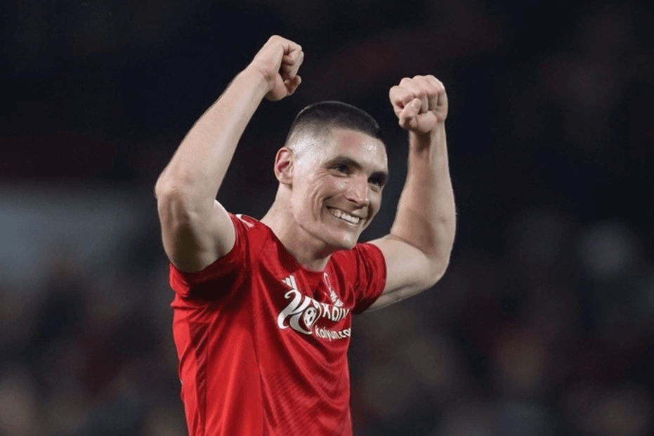 Nottingham Forest campeão da UEFA Supercup vencendo o campeão da Champions, Leverkusen por 1x2 de virada com gol e assistência de Ferran …