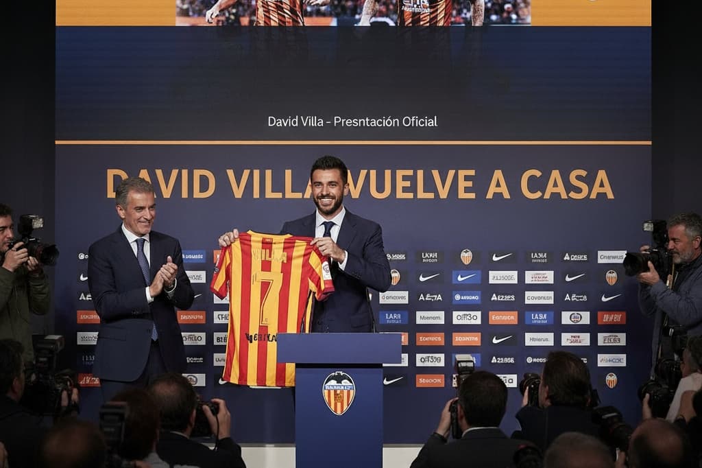 Neste clube cresci, aqui me fiz jogador. Volto para devolver todo carinho e trabalho que me deram. ¡Amunt Valencia!