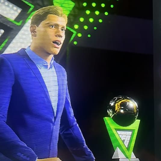 Melhor atleta da temporada portuguesa! Não tenho palavras para agradecer a todos que me fizeram chegar aqui! Pra sempre @estreladaamadora…