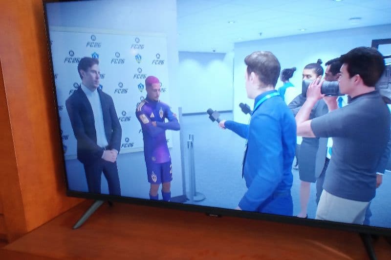 Depois de ser o melhor em campo, dei uma entrevista com o mister.