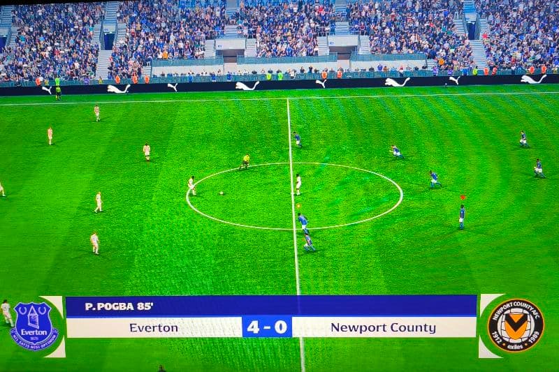 4–0 até aqui, ótimo desempenho coletivo. Mantém a concentração e a mesma atitude até o apito final.