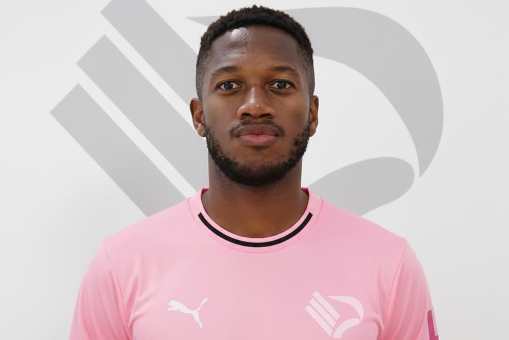 LEMBRA DELE!?🇧🇷 Fred, volante da Seleção em 2018 e 2022, acaba de ser anunciado no Palermo da Itália!