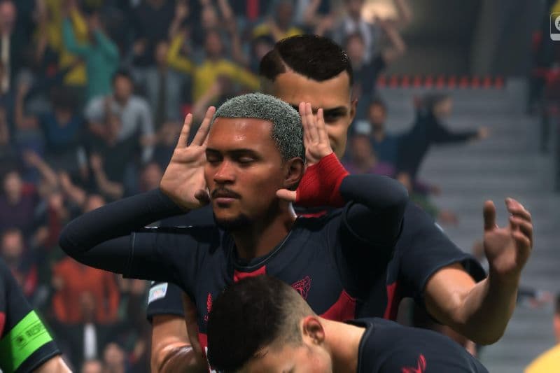 ✋😑🤚