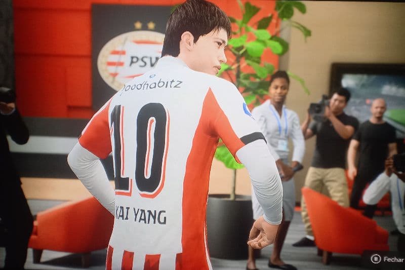 Que orgulho ser camisa 10 do PSV, esse gigante europeu🔥