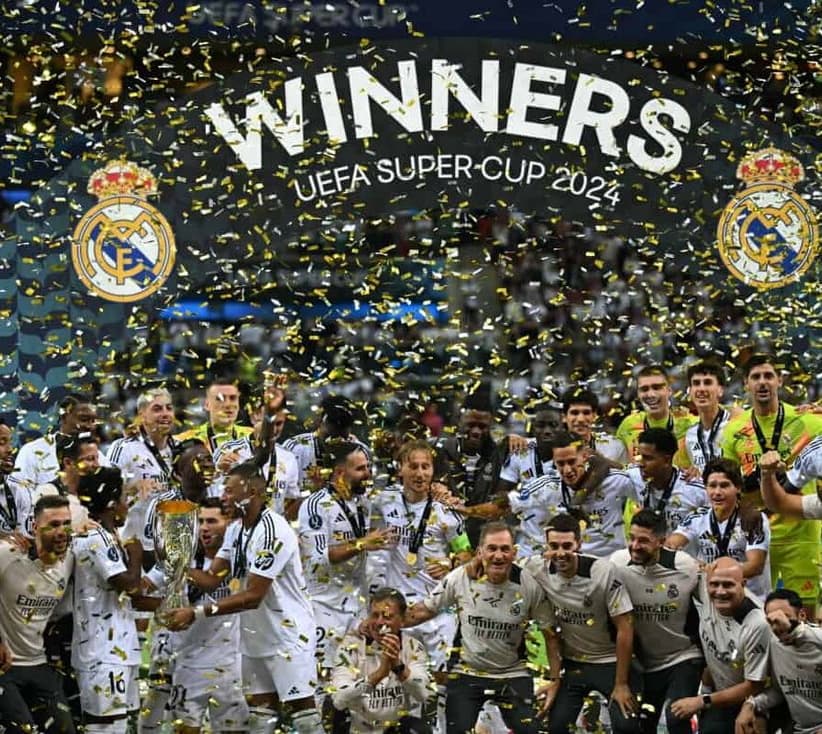 Real Madrid defeat Atalanta 3–1 to win the UEFA Super Cup.