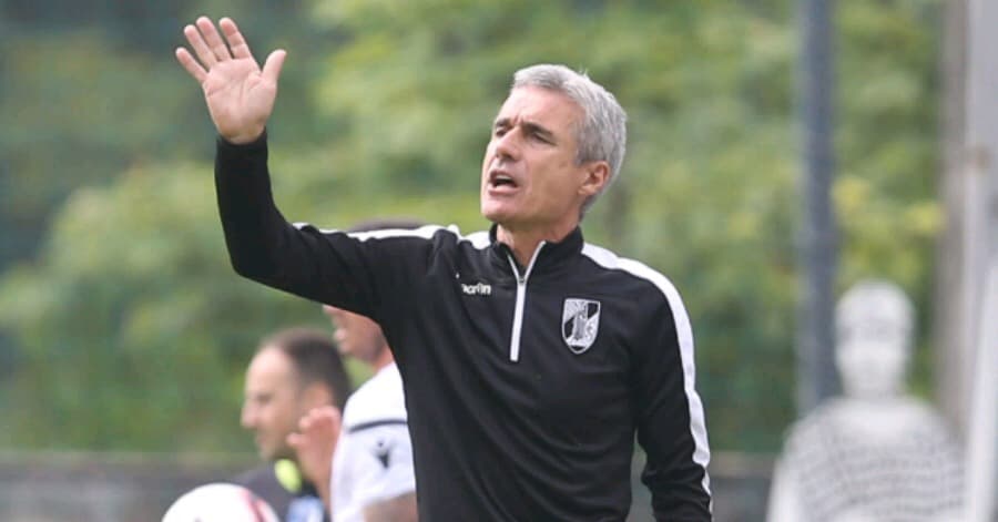 O Vitória🇵🇹segue lutando pelo título na 2° colocação após chegada de Luís Castro essa temporada. No entanto, perdeu uma de suas peças f…