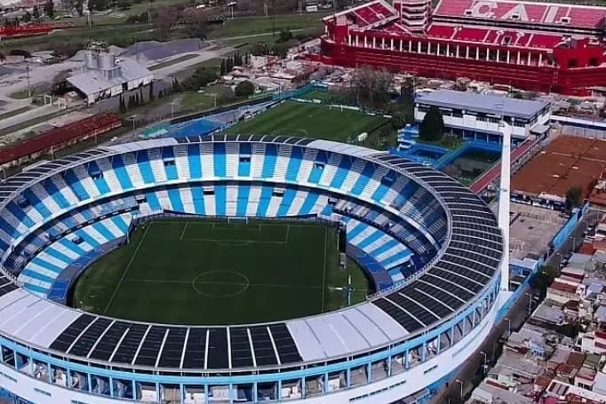 Alguns quilômetros separam o maior do menor de Avellaneda 💙🤍 🤏🔴⚪️