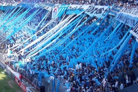 Após confusão contra a torcida do Colo-Colo ambas as equipes foram punidas e não poderão ter o apoio de suas torcidas nos próximos 3 jogo…