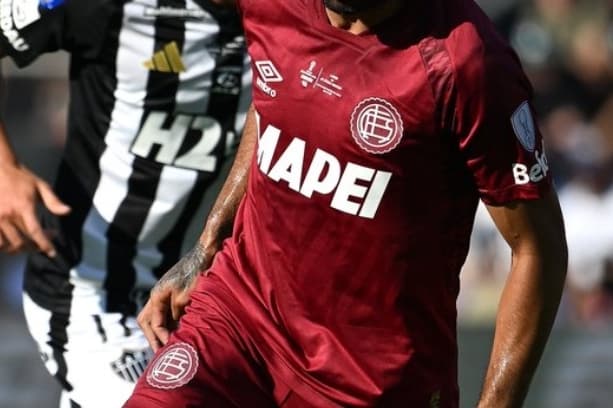 O Racing Club está muito perto de um jogador do Lanus O nome ainda não foi revelado mas há interesse