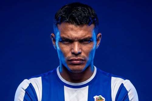 Thiago Silva está de volta ao Porto e vai jogar a última metade de temporada pelo time português antes de sua aposentadoria. Rumores dize…