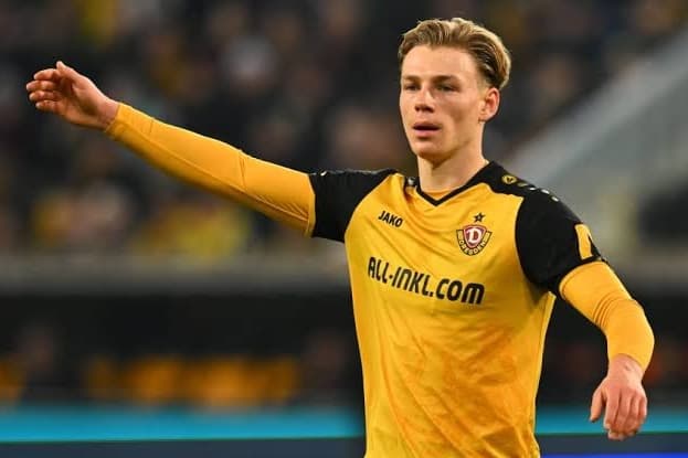 O Dynamo confirmou três empréstimos: o zagueiro Paul Lehmann vai por 1 ano ao Ingolstadt; o atacante Dmytro Bohdanov atuará por 1 ano no …