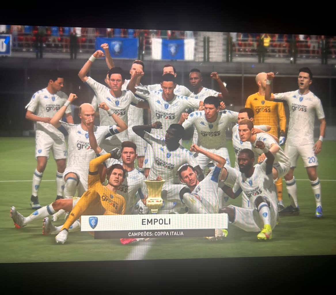 É CAMPEÃO !!!💙🤍 Empoli derrota a Inter nós pênaltis por 3x1 Inter: Vidal❌ Sensi✅, Lázaro❌, Satriano❌ Empoli: Sucic✅, Ui-Jo✅, Aliendro❌,…