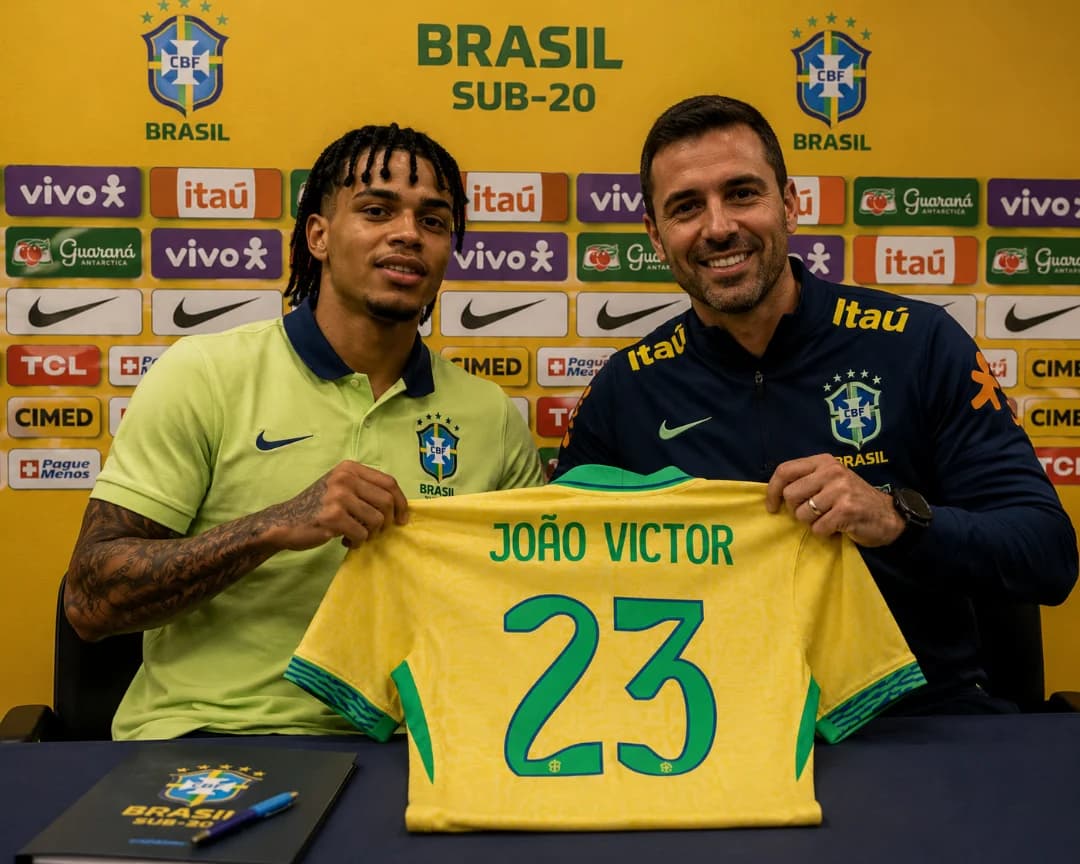 Da base do Vitória até a Seleção Brasileira Sub-20. Hoje, meu nome está na camisa 23. Um orgulho que não consigo explicar. 🇧🇷23