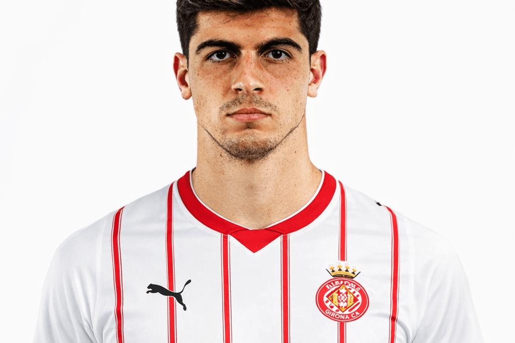 JUANLU chega como novo reforço para temporada! O jogador declarou seu amor pelo clube e aceitou se juntar ao nosso projeto! Seja bem-vind…