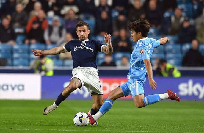 ❌ Fim de jogo no The Den! Os Lions foram superados pelo Coventry por 2x1. Mazou-Sacko marcou o gol dos Lions aos 51’. Seguimos firmes na …