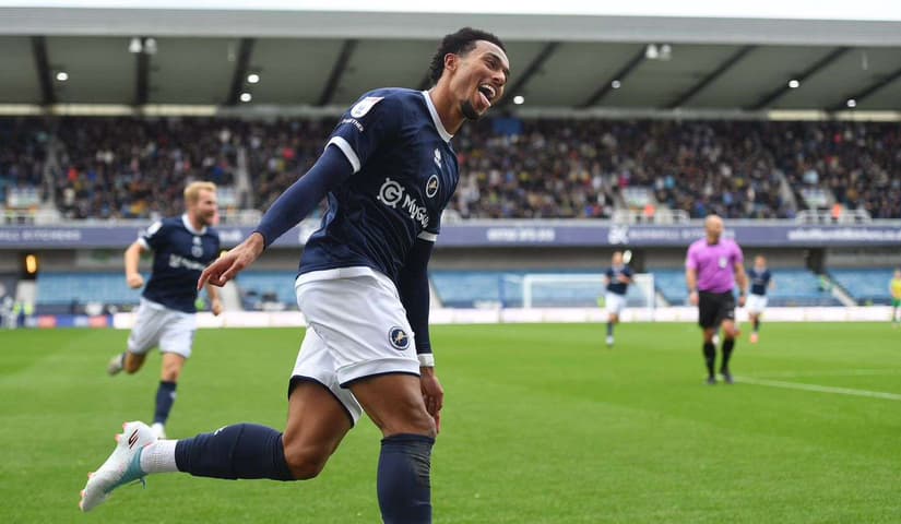 ⚡ Show no The Den! Os Lions dominam e vencem o West Bromwich por 3x1. Ajay Matthews brilhou com dois gols (27’ e 42’) e o nosso garoto Th…