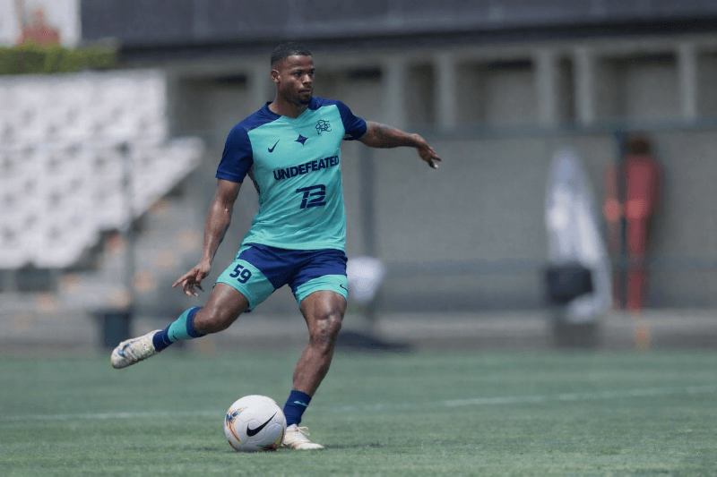 Mais um treino🔥🏴💙🤍 #Foco #BirminghamCity #PremierLeague