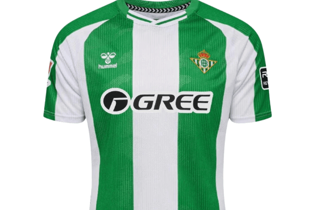 El Real Betis Balompié presenta su nueva camiseta para la temporada 2025/26. Un diseño que respeta nuestra historia, representa nuestros …