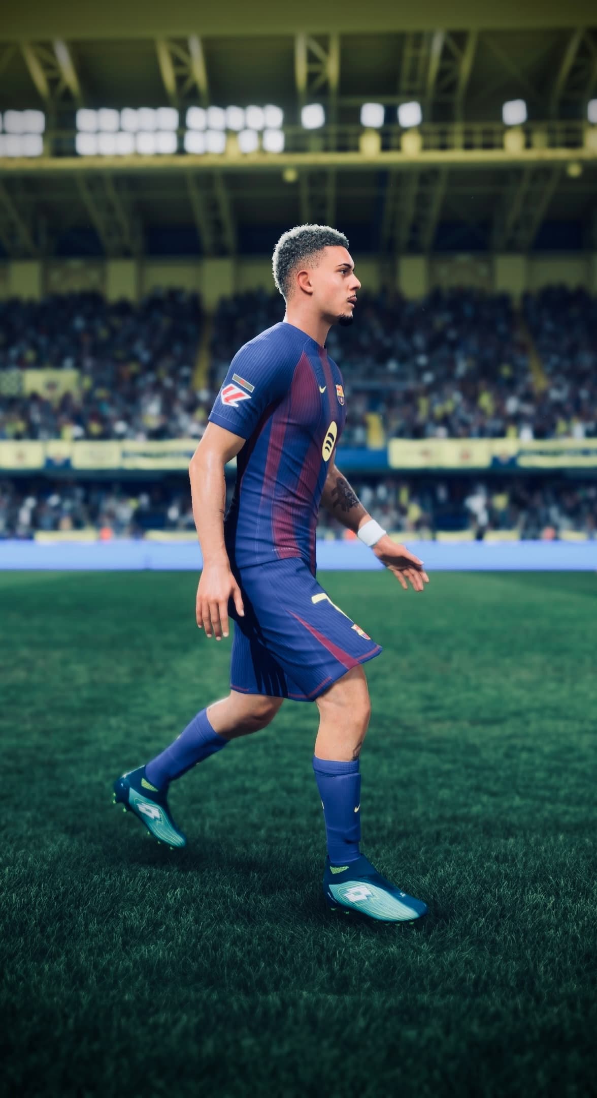🚨URGENTE🚨 Atacante do Barcelona entra em campo sem chuteira da Nike, mas sim da Lotto! Será que teremos alguma surpresa em breve, torce…