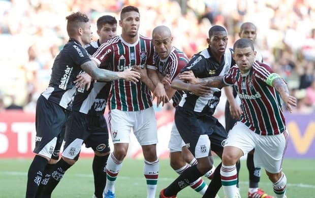 O primeiro tempo do jogo entre Ponte Preta e Fluminense, pela final da Copa do Brasil, terminou em 0 a 0. A Ponte Preta foi o time que ma…