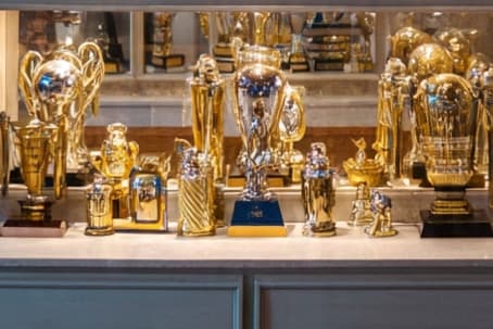Depois de um ano jogando finalmente eu ganhei meus primeiros três titulos e de quebra ganhei duas chuteiras de ouro
