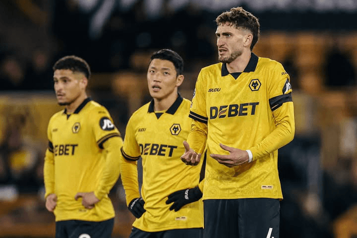 Não foi o resultado que esperávamos Agora é trabalhar pra sair da zona Go Wolves🐺