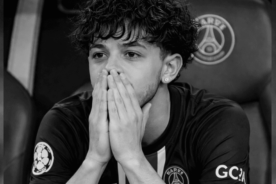 NOTA OFICIAL!! "Por meio desta nota, o Paris Saint-Germain FC informa que o atleta Mateo Henrique infelizmente sofreu uma lesão no último…