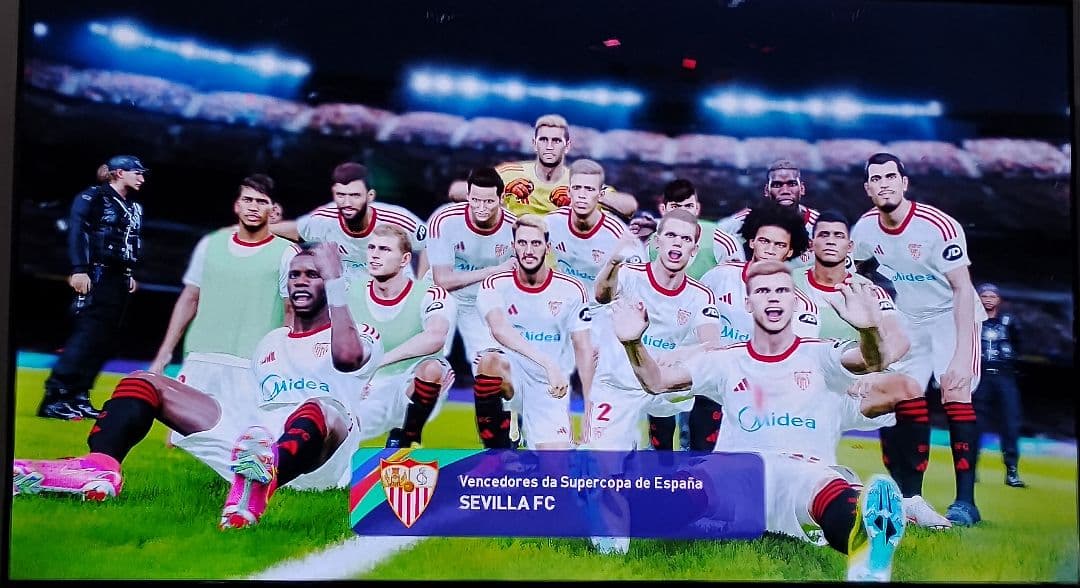 INICIAMOS A TEMPORADA 2037/2038 DA MELHOR MANEIRA! 🤩🥳🏆🔴⚪ CAMPEÃO DA SUPERCOPA DA ESPANHA! QUE SEJA O PRIMEIRO DE MUITOS TÍTULOS QUE Q…
