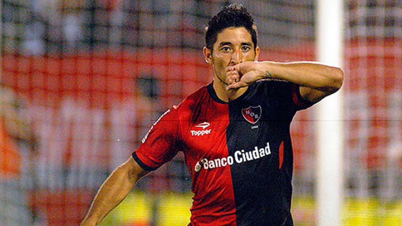 URGENTE🚨 Casco desiste da aposentadoria e vai jogar mais uma temporada pelo Newells, o Ídolo do clube conversou com Lionel Messi, que o …
