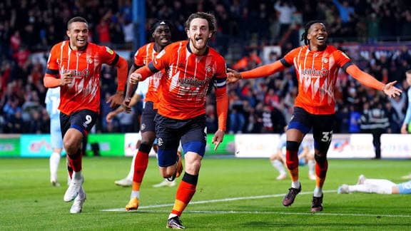 VITÓRIA NA COPA🏆 Luton vence o Perterborough na sua estreia na Carabao Cup fora de casa por 2x1, uma vitória pra dar confiança ao time a…