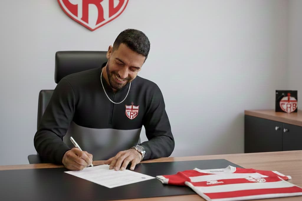 📰 | Contrato assinado | 📰 Novo capítulo na história do Renato Augusto! O ex-jogador {@}[Renato Augusto](68f46f8ffc180216c59282ad) acaba…