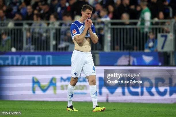 Pós-jogo contra o Magdeburg, em exame feito com o atleta Zimmermann foi detectado uma torção no joelho que o tirará dos gramados por cerc…