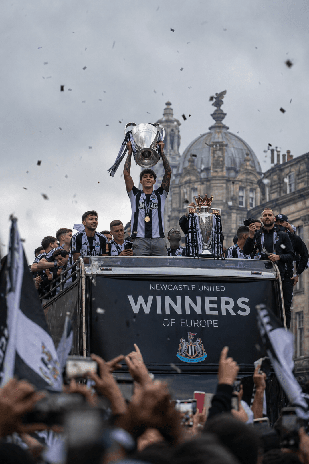 the fans deserve it🏆 “Tudo posso naquele que me fortalece.” Filipenses 4:13