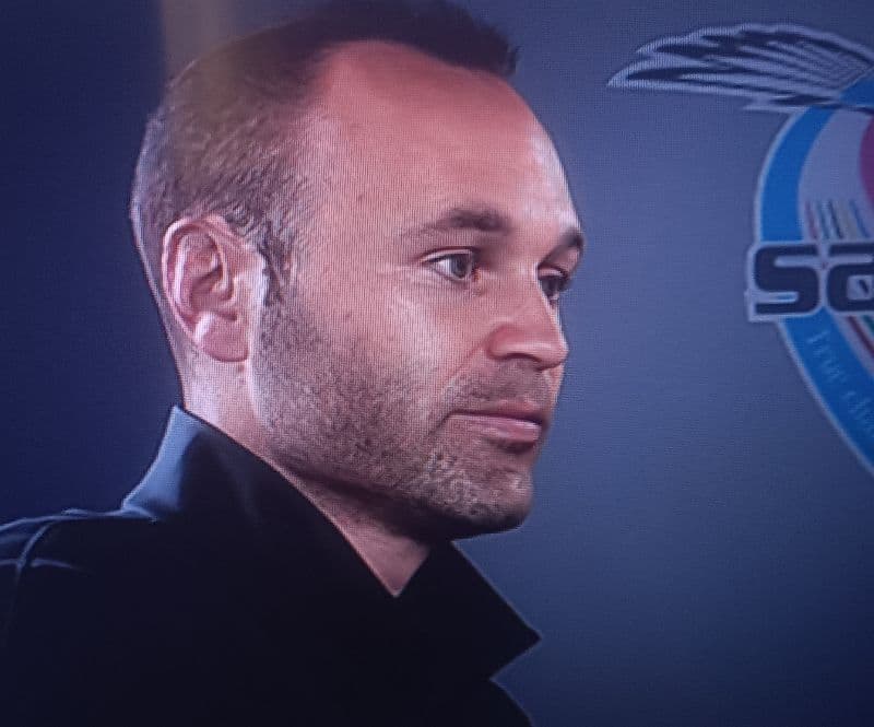 Outra derrota do Sagan e o treinador Iniesta fica em um estado crítico no time, se ele n tiver bons desempenhos nas próximas 4 partidas e…