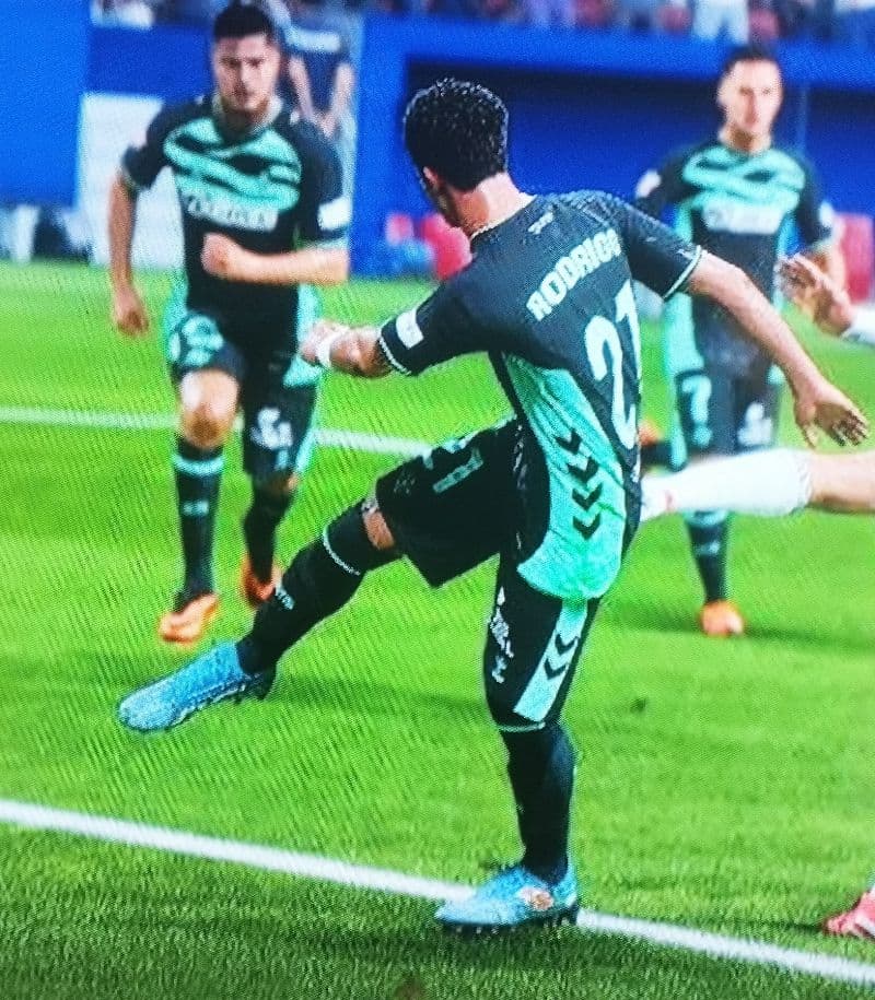 GOOOOOOL Decisivo na final da copa da Espanha contra o real Madrid placar final 2 a 0 VAMO BETIS!!!